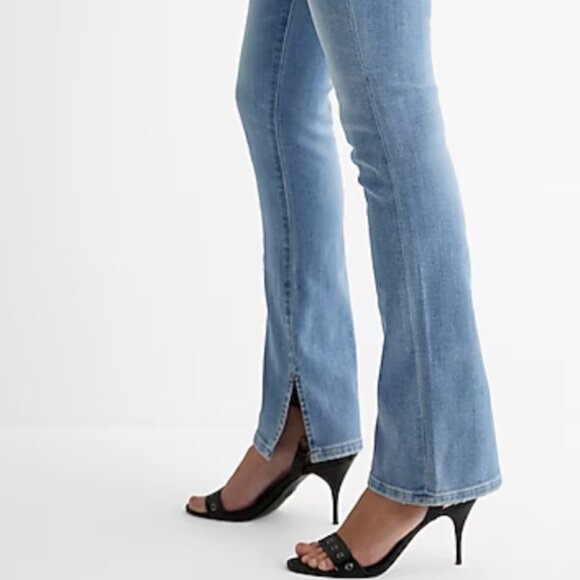 Express Mid Rise Light Wash Skyscaper Jeans - Picture 4 of 9